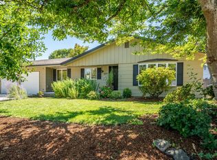 619 Blackstone St, Springfield, OR 97477