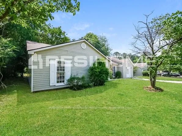 5552 Phillips Dr, Morrow, GA 30260