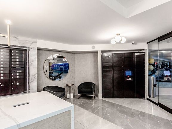 5th image of 105 S Doheny Dr #505