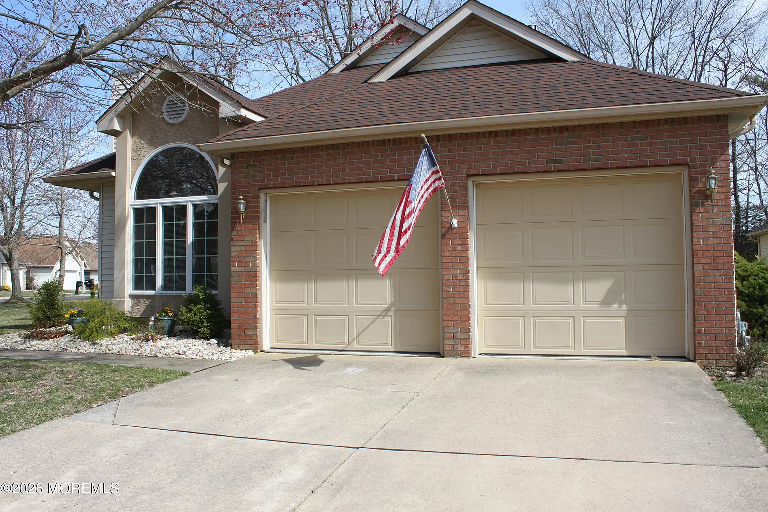 1583 Goldspire Road photo 1