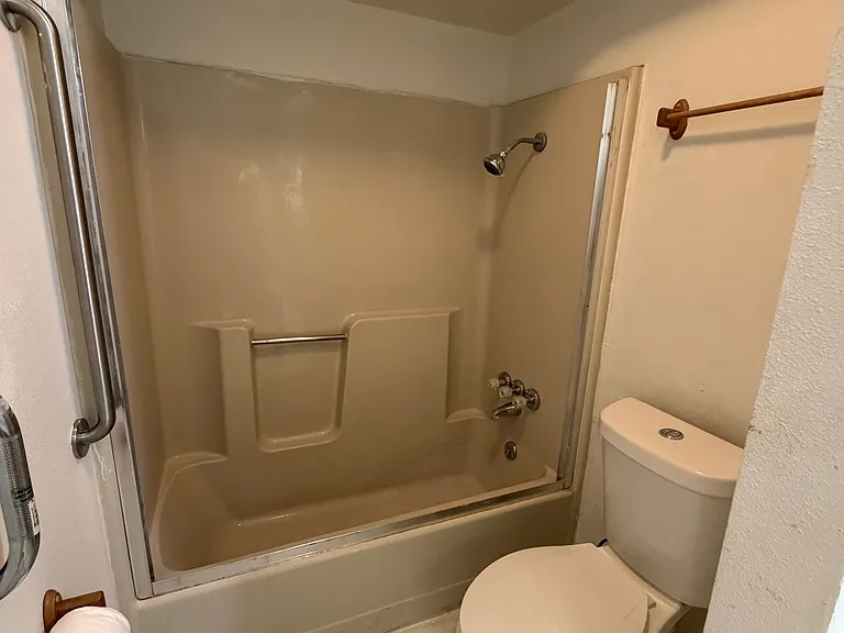 8700 S Westminster Rd — Photo 25