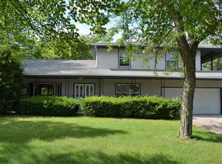 416 N Wautoma Rd, Coloma, WI 54930