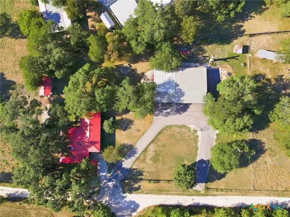 312 Gerald Dr, Blanco, TX 78606