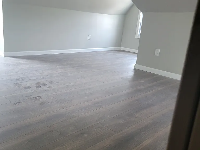 7 N Railroad Ave #2 — Photo 10