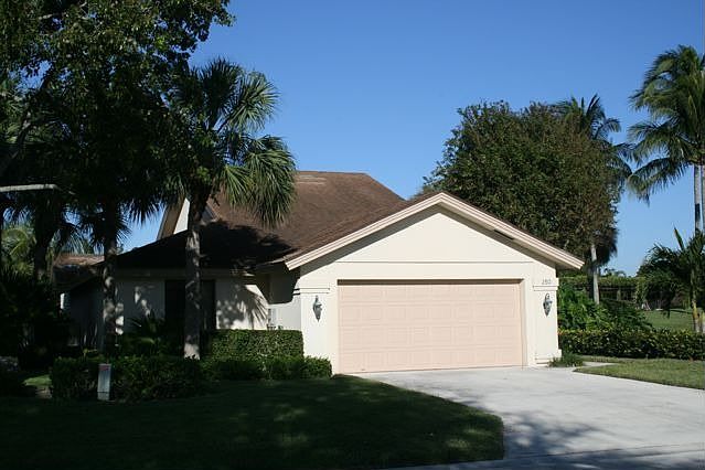 1st image of 250 River Park Dr