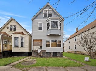 736 E 90th St, Chicago, IL 60619