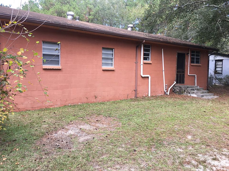 2nd image of 348 Imperial Ln
