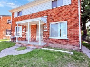 15380 Meyers Rd, Detroit, MI 48227