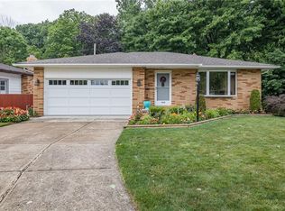 1302 Galaxy Dr, Cleveland, OH 44109