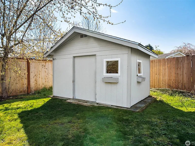 Backyard Shed/Workshop!