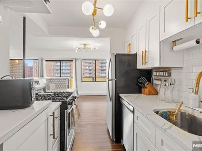 150 Overlook Ave APT 8G, Hackensack, NJ, 07601