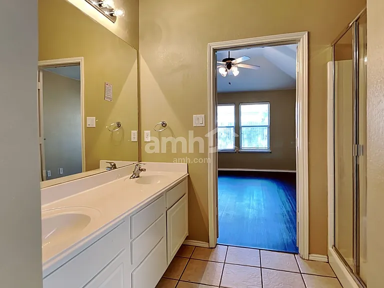 6732 Chalk River Dr — Photo 12