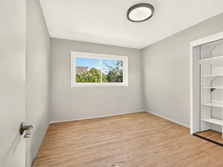 10420 Greenview Dr — Photo 20