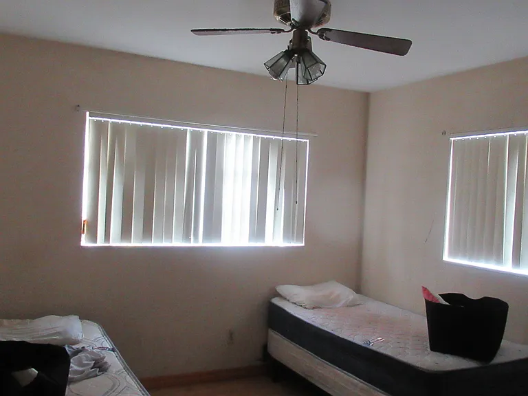7220 N Harold Ave #A — Photo 21