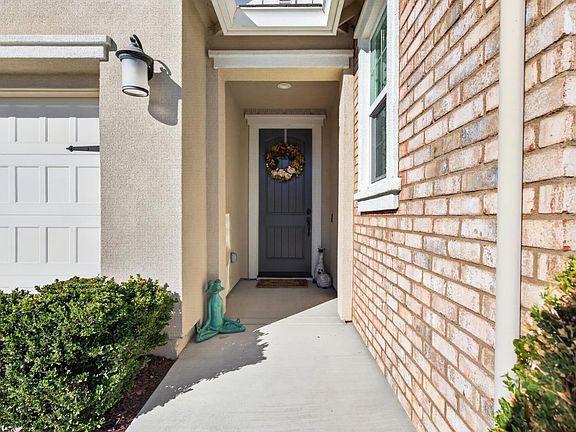 5th image of 1837 Azalea St