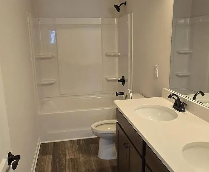 174 Thedford Dr — Photo 16