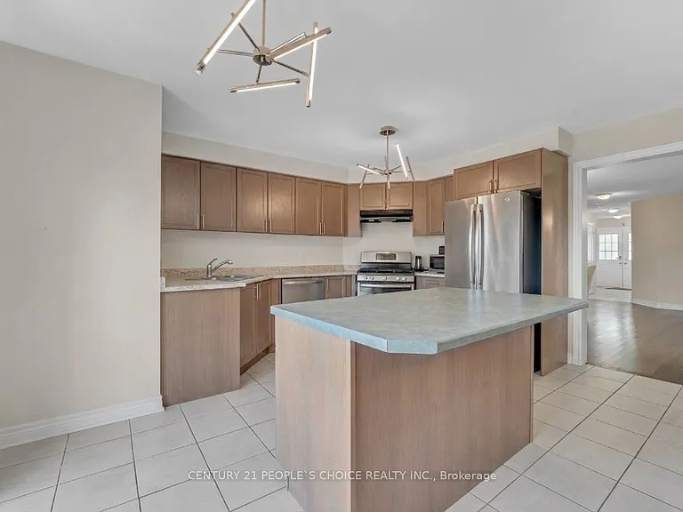 48 Colonel Lyall St — Photo 12