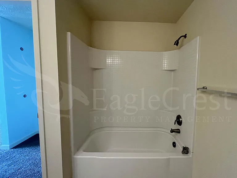 608 N Roosevelt St #608nroo-apt 205 — Photo 37