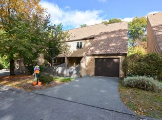 4 Clarendon Cmn #4, Franklin, MA 02038