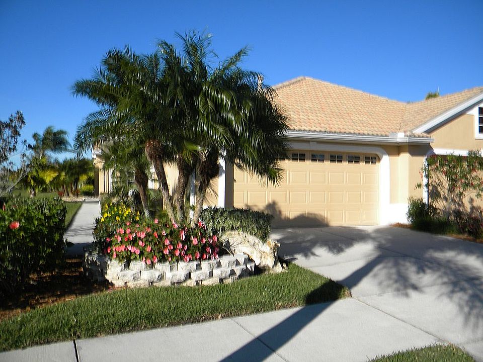 1st image of 4455 Whispering Oaks Dr