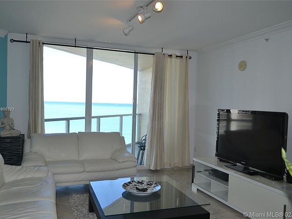 4th image of 16699 Collins Ave APT 1704