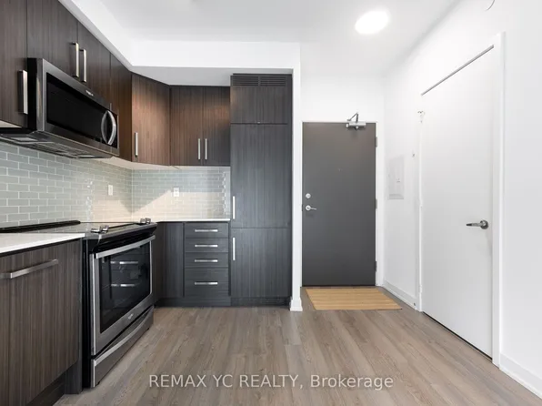 5180 Yonge St #3208, Toronto, ON M2N 0K5