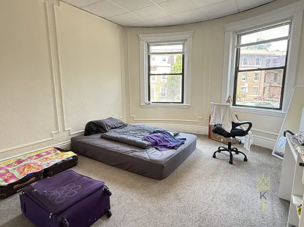 1959 Commonwealth Ave APT 2, Boston, MA 02135