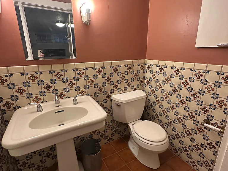 2465 W 2nd Ave #B — Photo 6