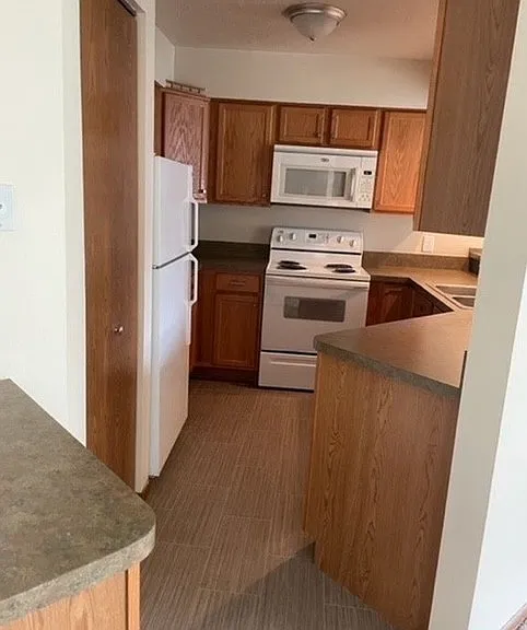 Bison Ridge Apartments — Photo 10