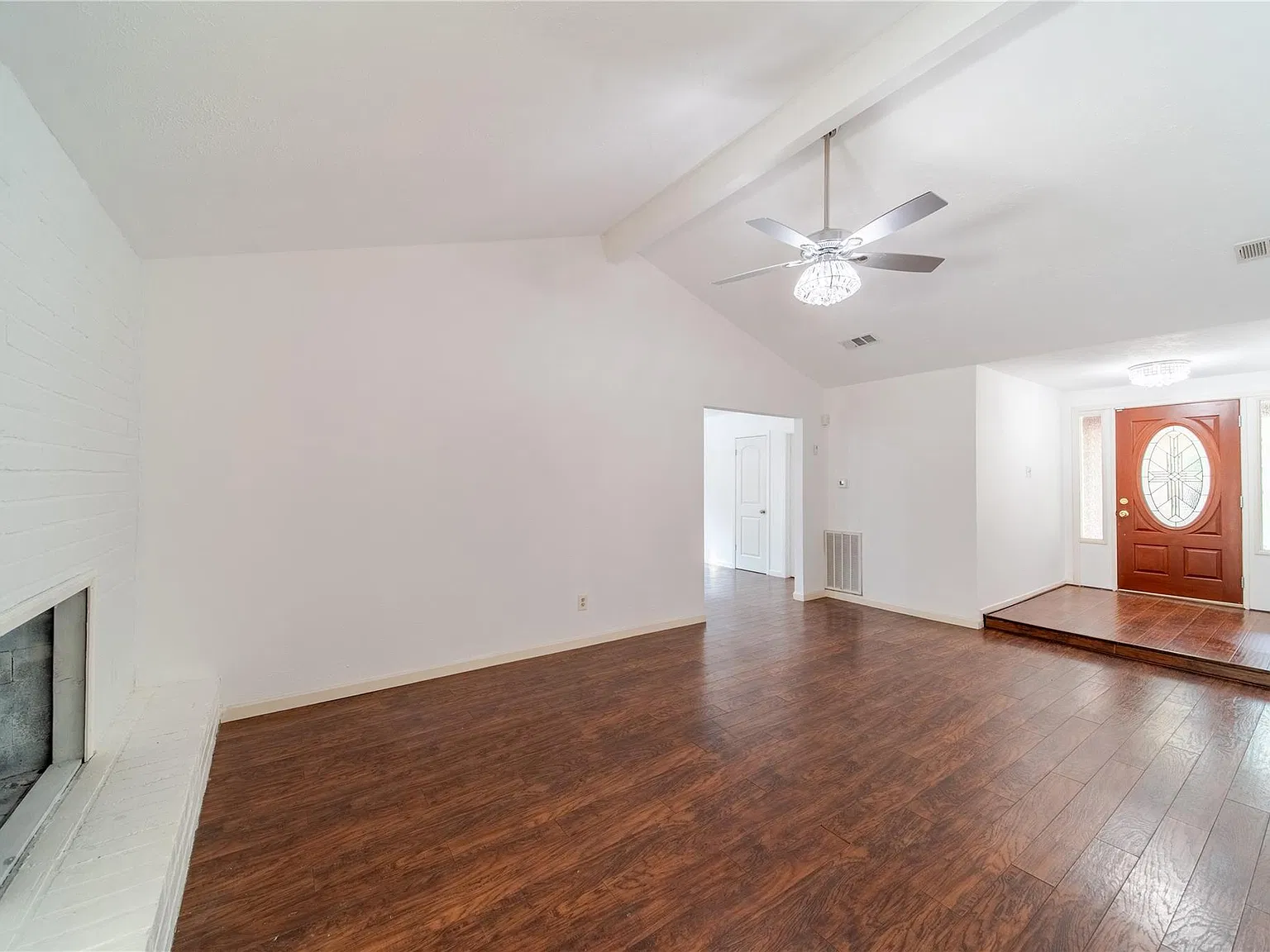 4 bed, 2.0 bath, 2143 sqft, $1,745 — Photo 3