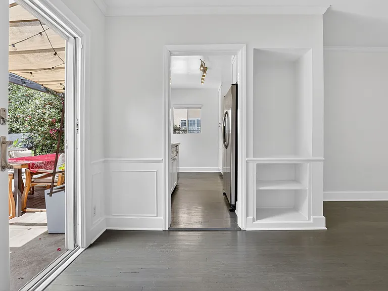 408 Kendall Ave — Photo 9