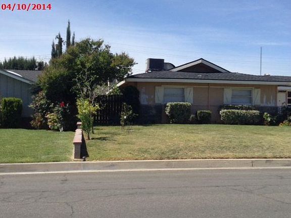 3rd image of 11960 Kingston St