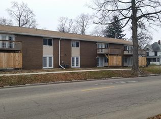 602 E Chestnut St, Bloomington, IL