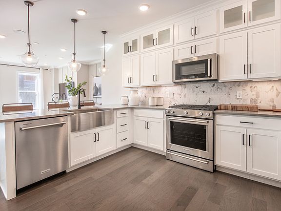 Chef-inspired kitchen