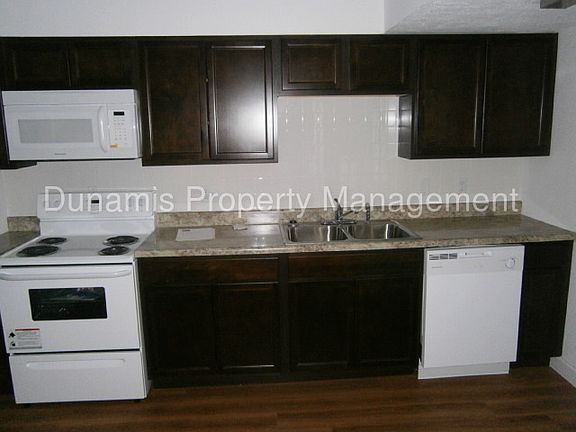 3rd image of 249 Dundee Cir