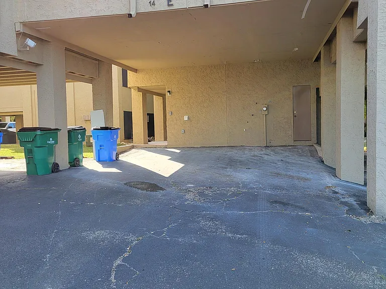 5916 Lago Vista Way #B — Photo 13