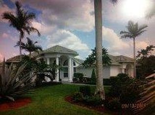15420 Meadow Wood Dr, Wellington, FL 33414