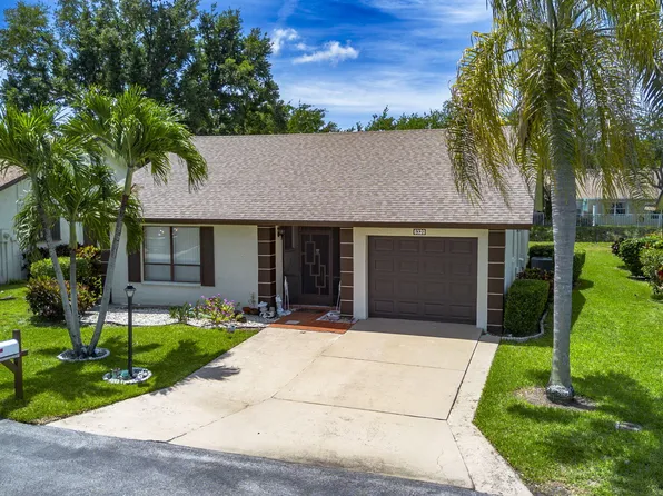 6320 Lakemont Circle, Greenacres, FL 33463