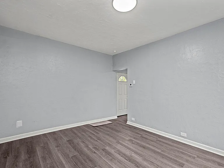 904 Hilltop St #2 — Photo 12