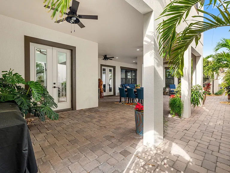 2350 Addison Dr — Photo 35