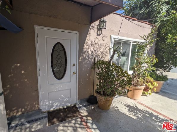 326 S Almont Dr