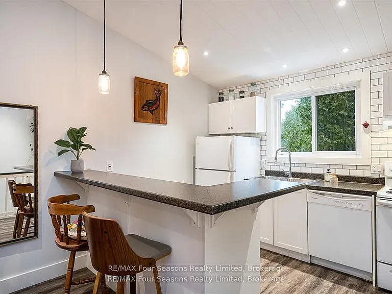 5 Dawson Dr #326 — Photo 7