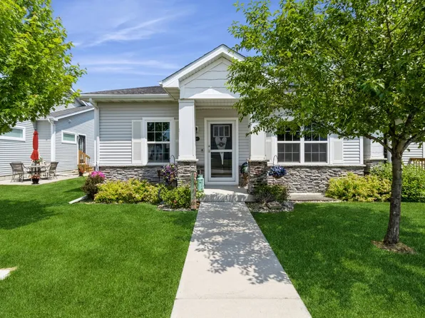 1941 S Warrior Ln, Waukee, IA 50263