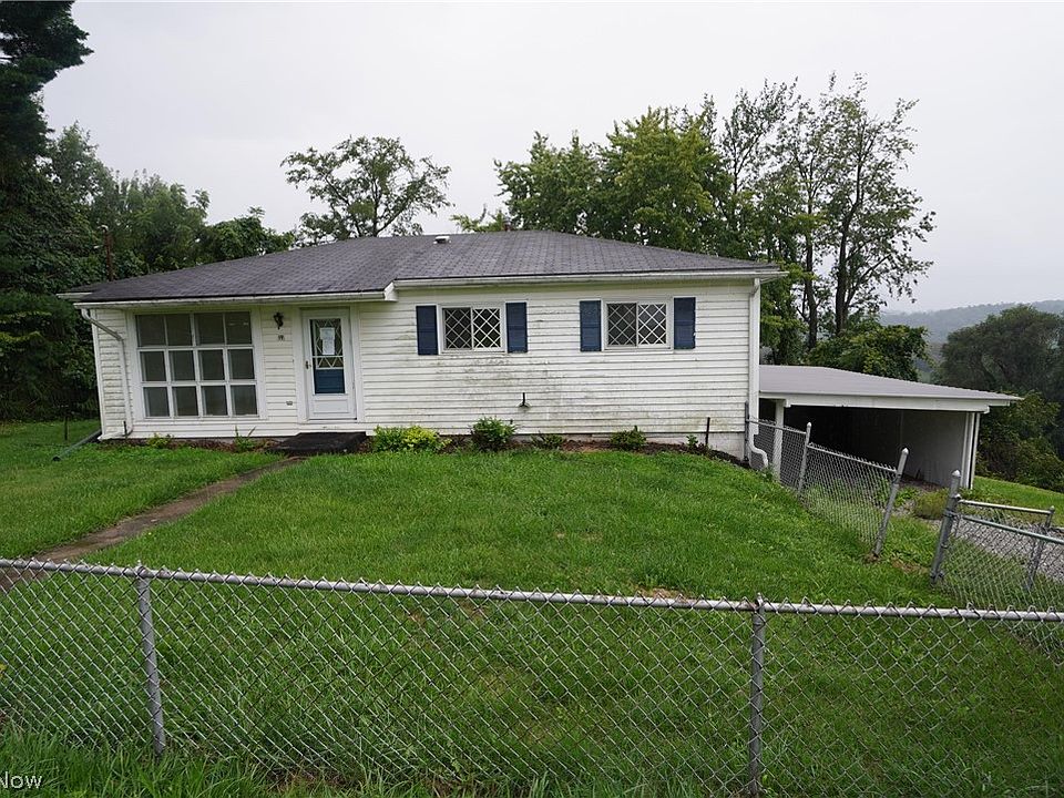 1st image of 19 Hillcrest Dr