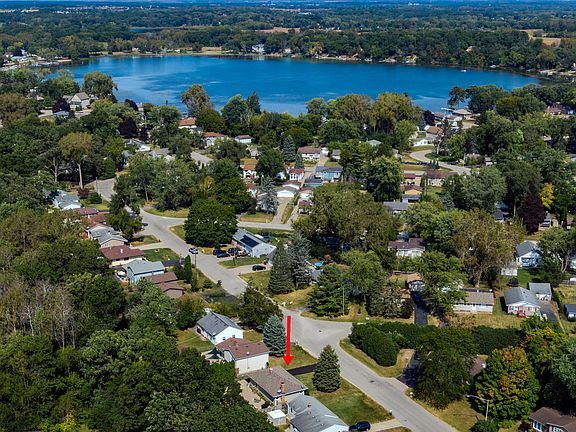2nd image of 294 Lakewood Dr