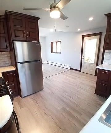 4th image of 898 Center Ave