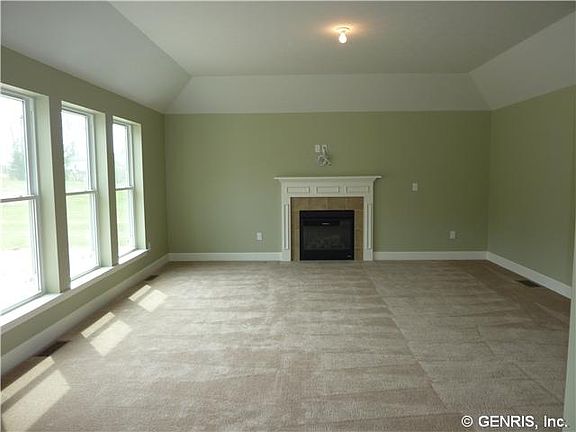 3rd image of 5974 Chelsea Pl