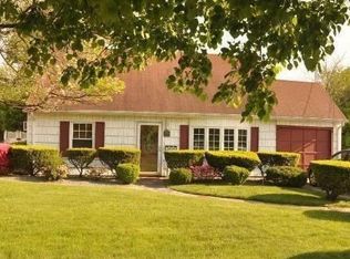 3836 Waverly Ave, Seaford, NY 11783