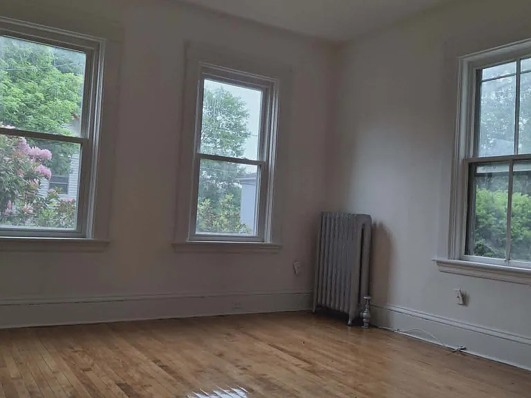 20 Temple St #1 — Photo 17