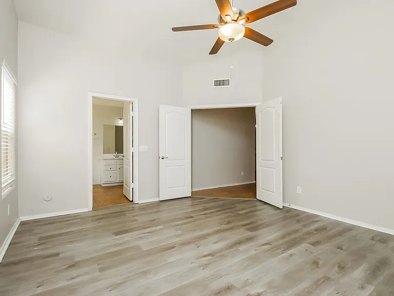 9909 E Onza Ave — Photo 10